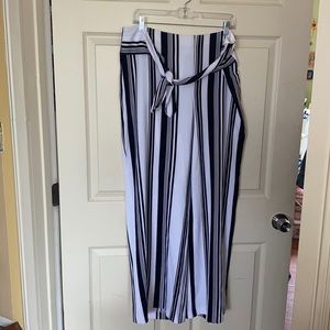 INC international concepts wide leg pants/trousers